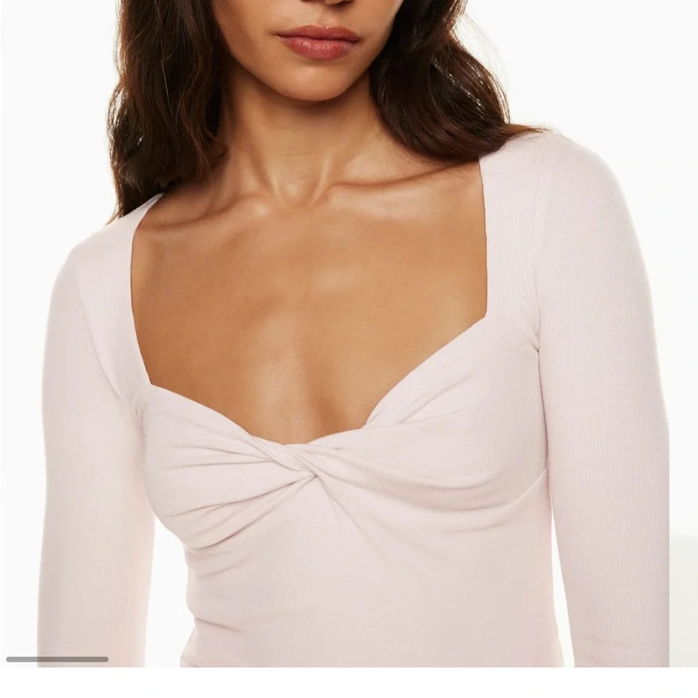 Sunday Best White long sleeve - Picture 2 of 4